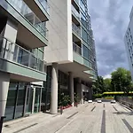 Towarowa Global Apartment, Free Parking, Air-conditioning, Self Check-in 24h *