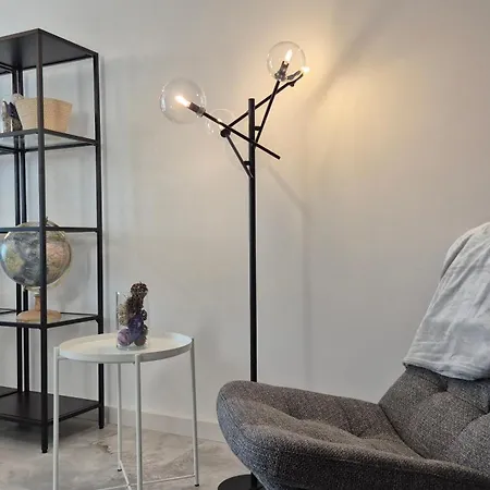 Towarowa Global Apartment, Free Parking, Air-conditioning, Self Check-in 24h Διαμέρισμα *