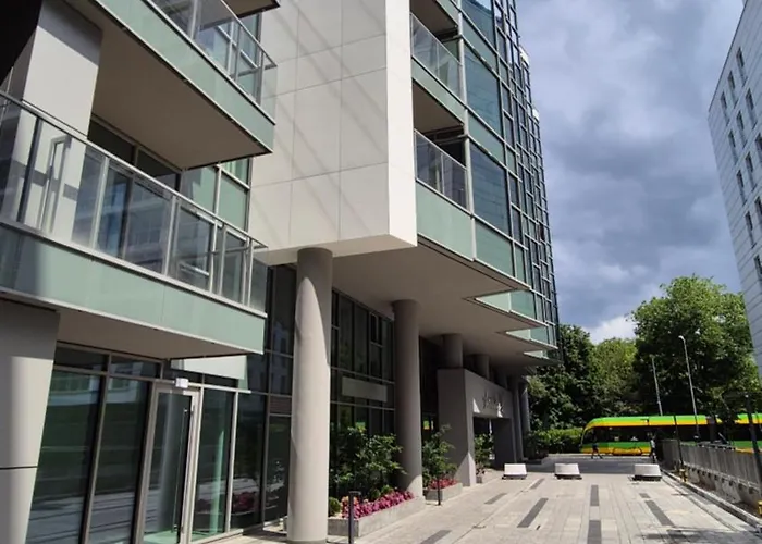 Towarowa Global Apartment, Free Parking, Air-conditioning, Self Check-in 24h *